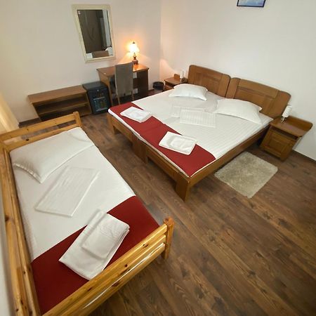 לינה וארוחת בוקר סאטו מארה Casa Irinella מראה חיצוני תמונה