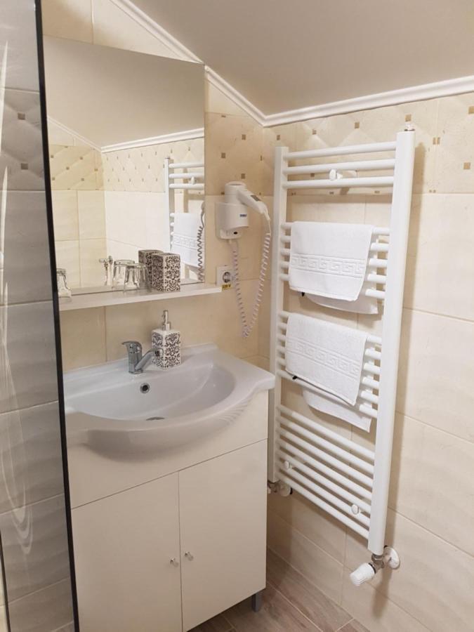 לינה וארוחת בוקר סאטו מארה Casa Irinella מראה חיצוני תמונה