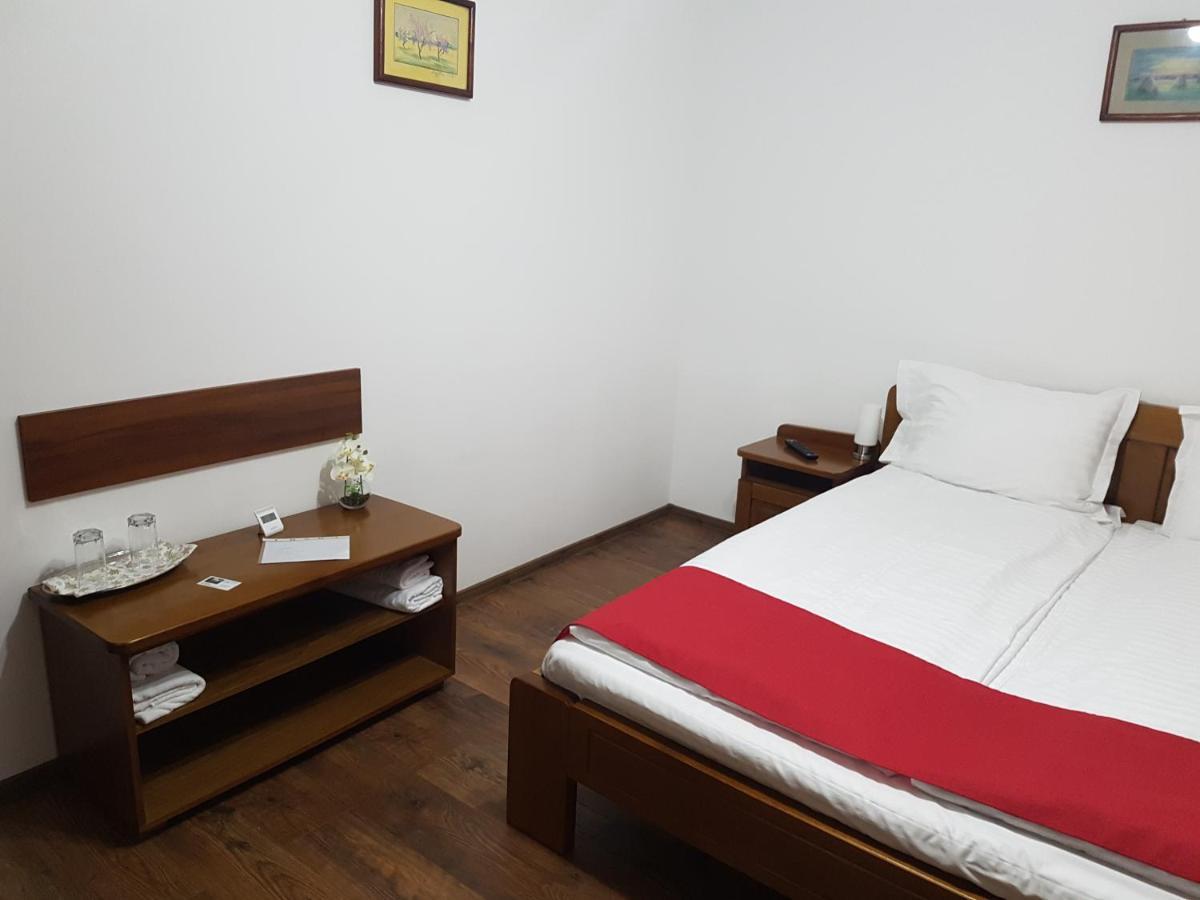 לינה וארוחת בוקר סאטו מארה Casa Irinella מראה חיצוני תמונה