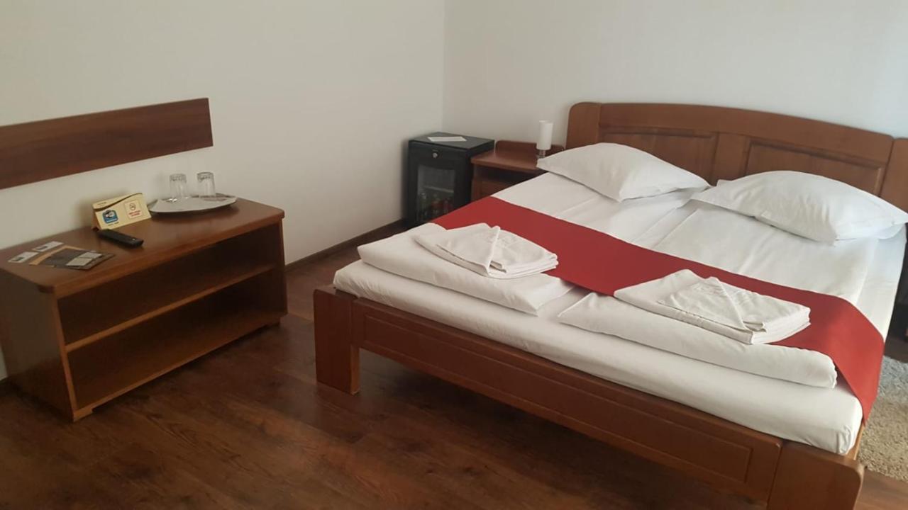 לינה וארוחת בוקר סאטו מארה Casa Irinella מראה חיצוני תמונה
