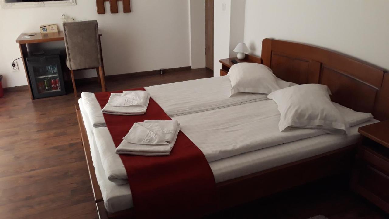 לינה וארוחת בוקר סאטו מארה Casa Irinella מראה חיצוני תמונה